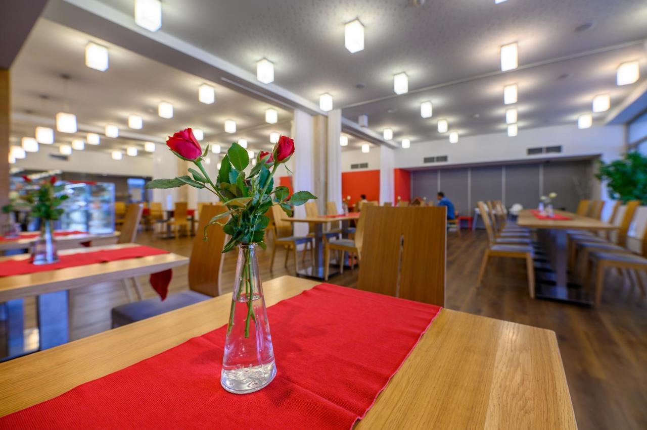 Hotel Atom Třebíč Eksteriør bilde